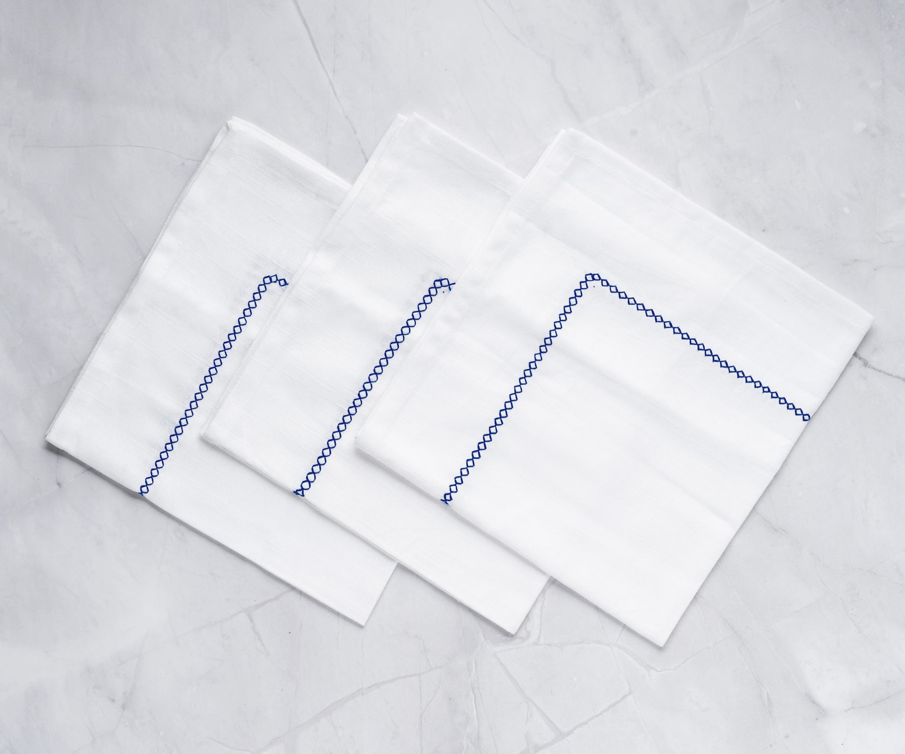 Custom Embroidery Wedding Cloth Napkins for Table Decor Custom Embroidery Wedding Cloth Napkins for Table Decor