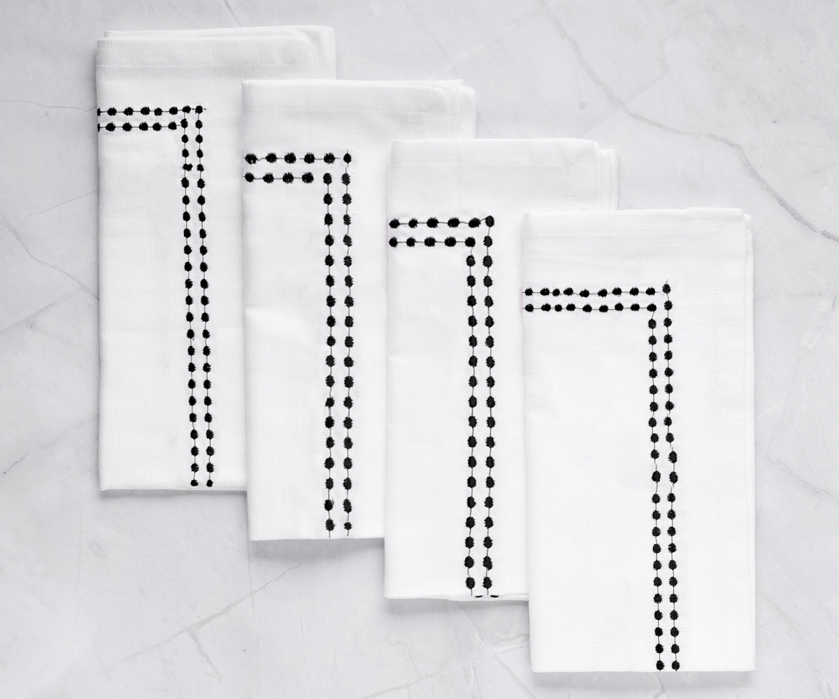 Custom Embroidery Wedding Cloth Napkins for Table Decor Custom Embroidery Wedding Cloth Napkins for Table Decor