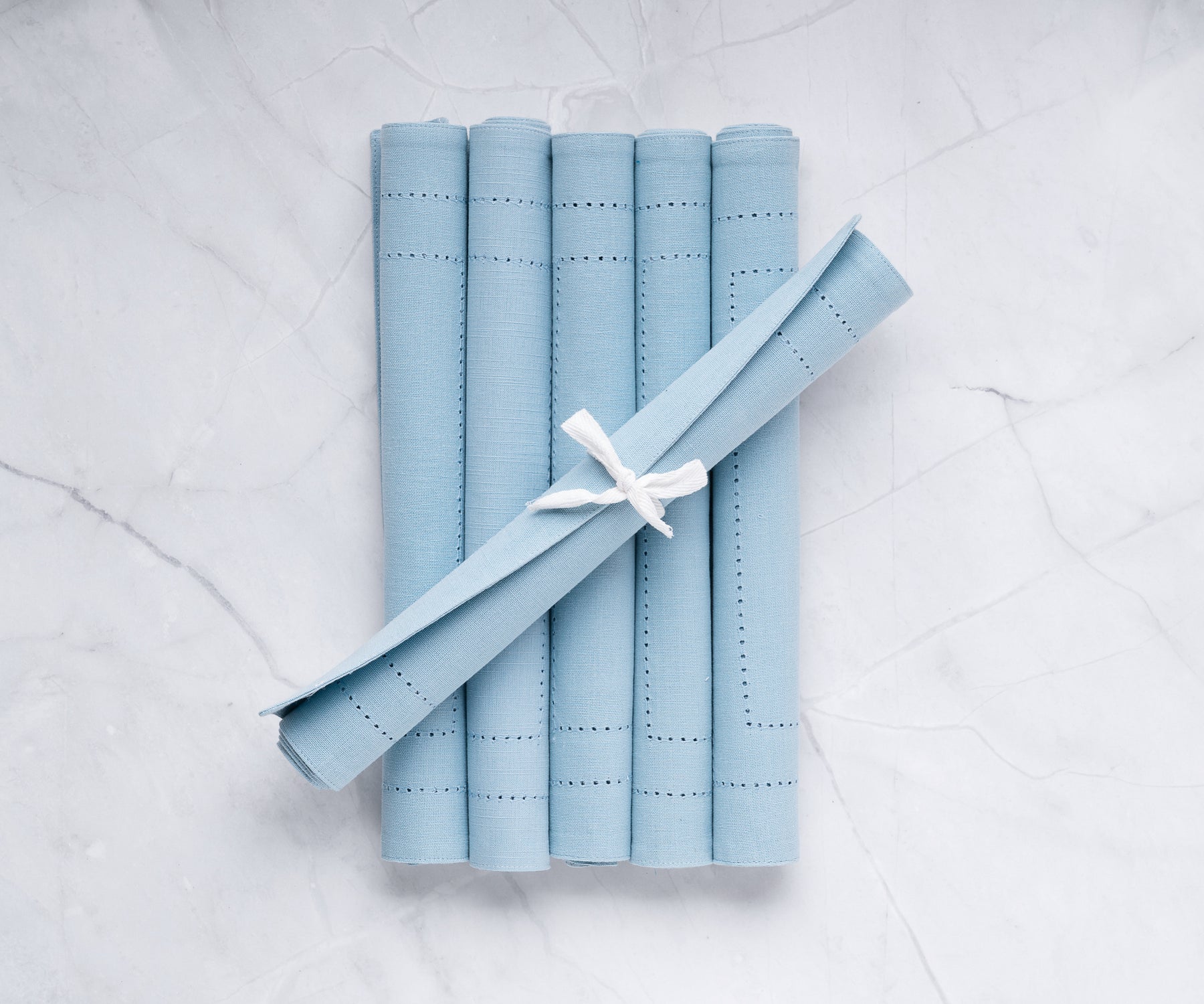 Elevate your table decor with Christmas placemats, featuring elegant embroidery, durable outdoor options, stylish round designs, and practical washable choices for easy maintenance. Elevate your table decor with Christmas placemats, featuring elegant embroidery, durable outdoor options, stylish round designs, and practical washable choices for easy maintenance.