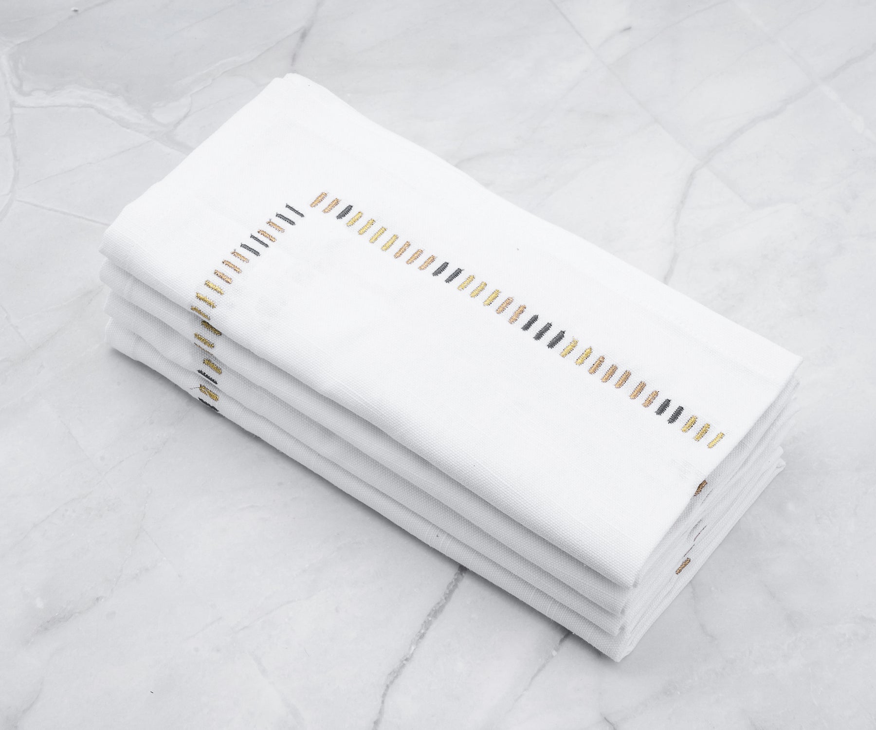 Custom Embroidery Wedding Cloth Napkins for Table Decor Custom Embroidery Wedding Cloth Napkins for Table Decor