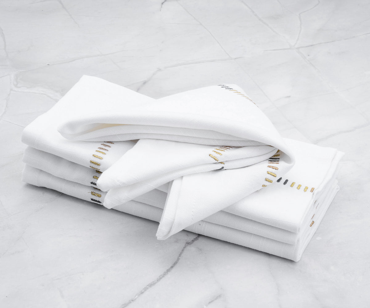 Custom Embroidery Wedding Cloth Napkins for Table Decor Custom Embroidery Wedding Cloth Napkins for Table Decor