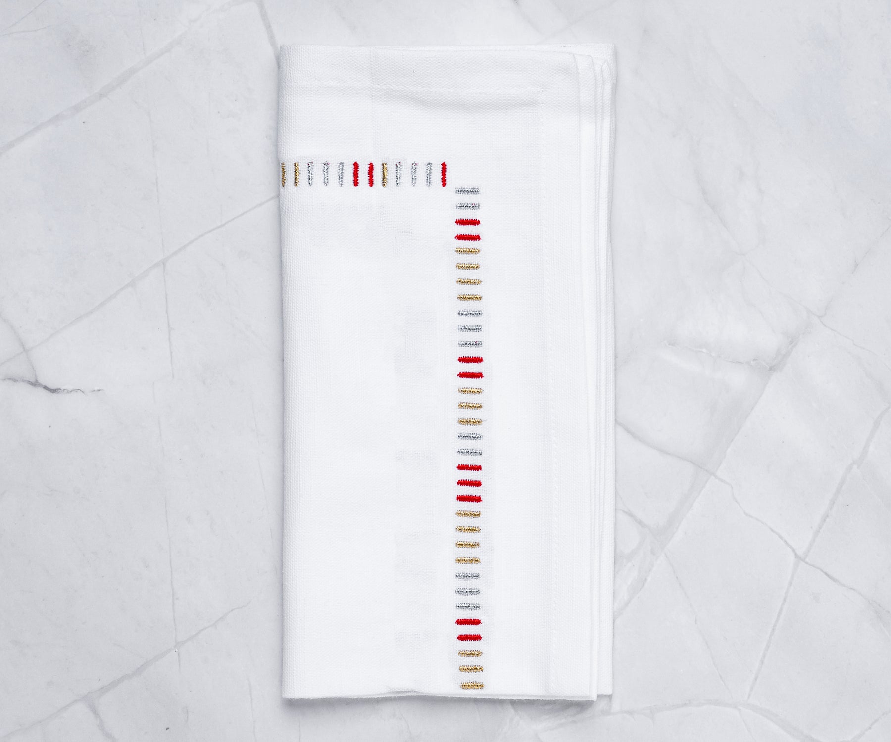 Custom Embroidery Wedding Cloth Napkins for Table Decor Custom Embroidery Wedding Cloth Napkins for Table Decor