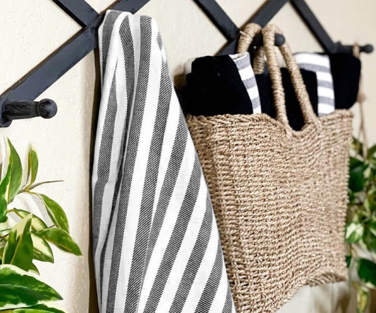 Tea towels for kitchen, best kitchen towels are cotton fabric., dish towels for drying dishes Tea towels for kitchen, best kitchen towels are cotton fabric., dish towels for drying dishes