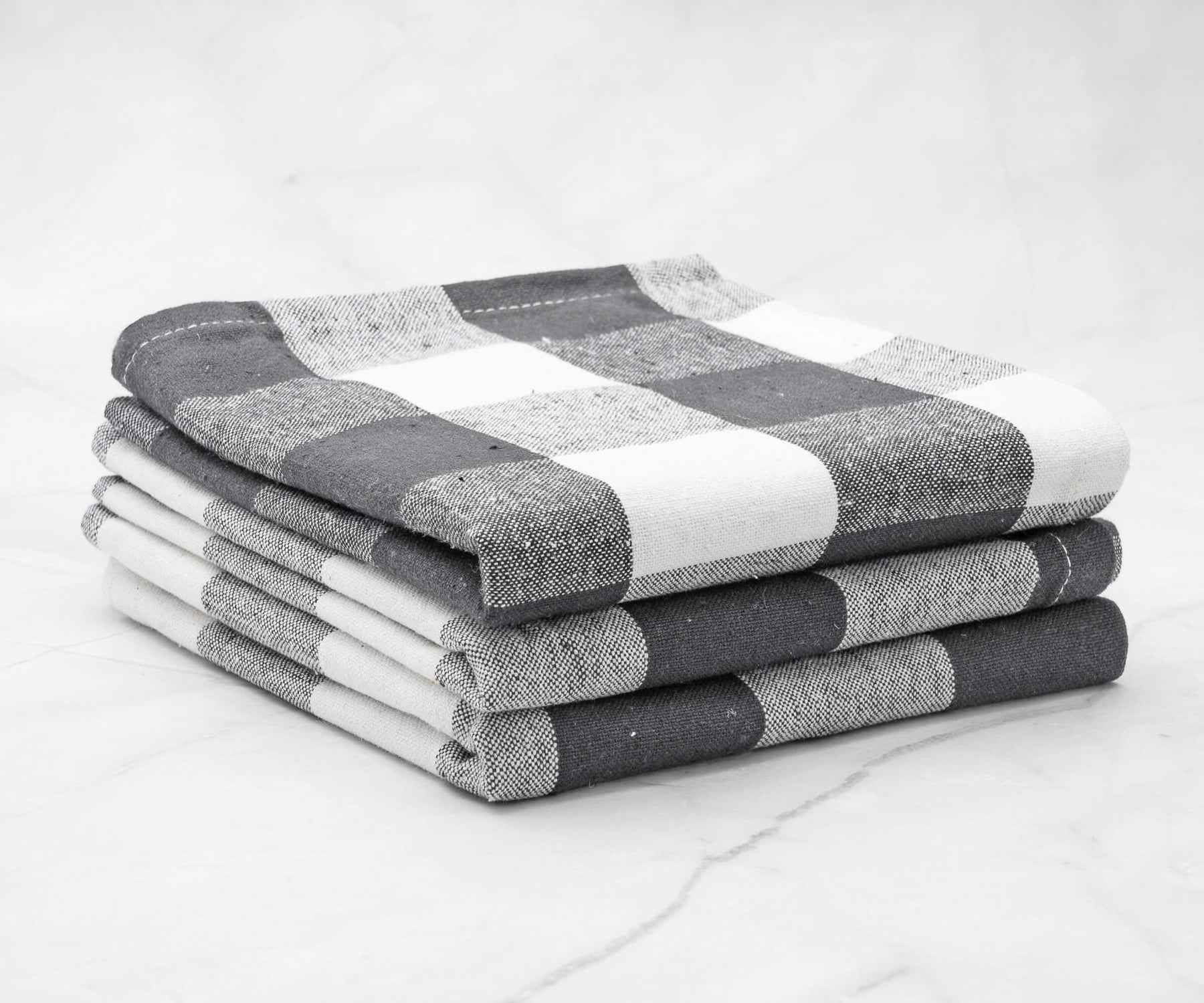 Green towels are a refreshing and stylish choice for kitchens, adding a touch of nature to your space. Green towels are a refreshing and stylish choice for kitchens, adding a touch of nature to your space.