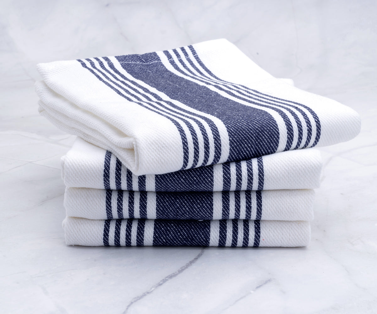 Set of 4 soft and absorbent thanksgiving kitchen towels, perfect for daily use in the kitchen Set of 4 soft and absorbent thanksgiving kitchen towels, perfect for daily use in the kitchen