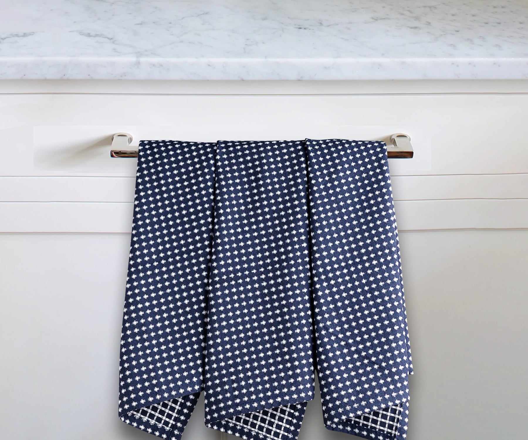 These hand towels are perfect for keeping your hands and kitchen surfaces dry, and they come in a convenient set for all your dish-drying needs. These hand towels are perfect for keeping your hands and kitchen surfaces dry, and they come in a convenient set for all your dish-drying needs.