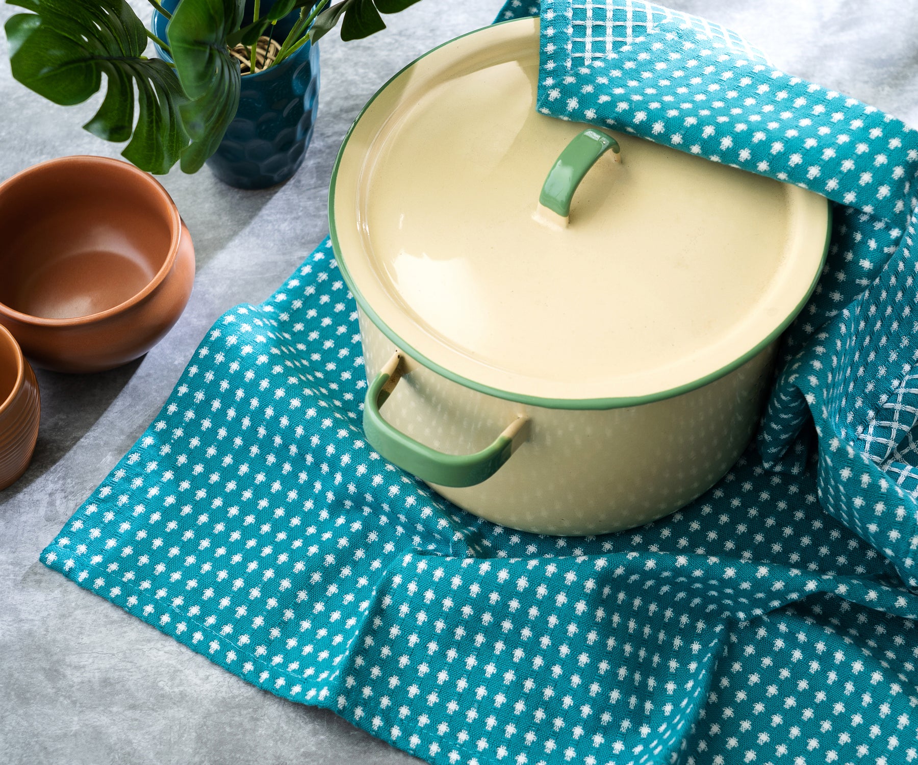 Treat yourself to the ultimate kitchen essential that combines practicality with style. Treat yourself to the ultimate kitchen essential that combines practicality with style.