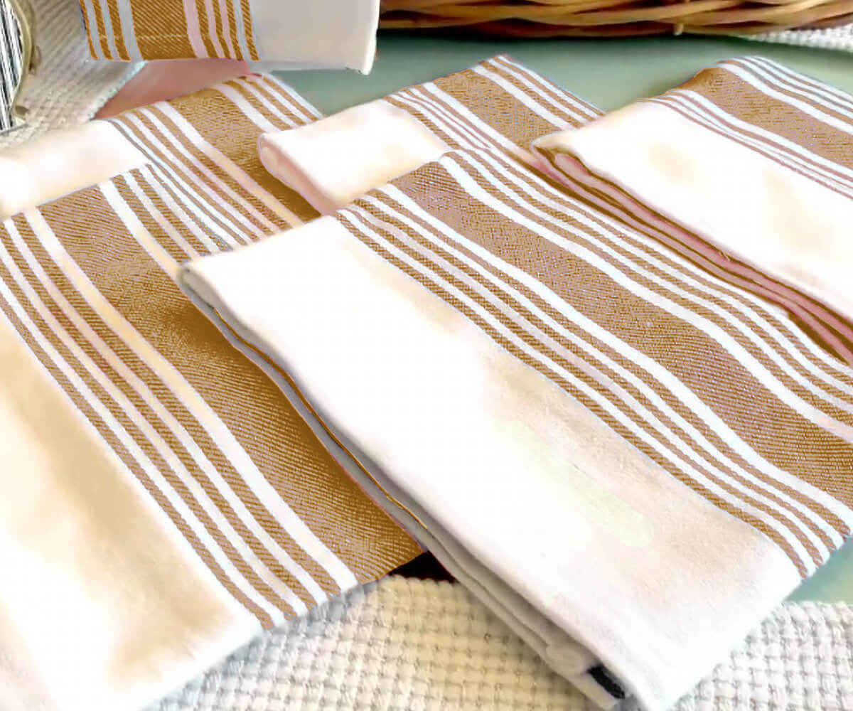 Cotton kitchen towels set with beige stripes – ideal for modern kitchens
 Cotton kitchen towels set with beige stripes – ideal for modern kitchens