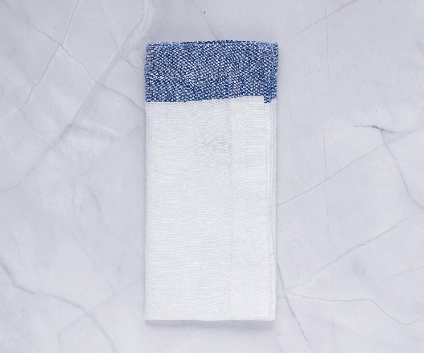 Classic linen napkins, perfect for any occasion Classic linen napkins, perfect for any occasion
