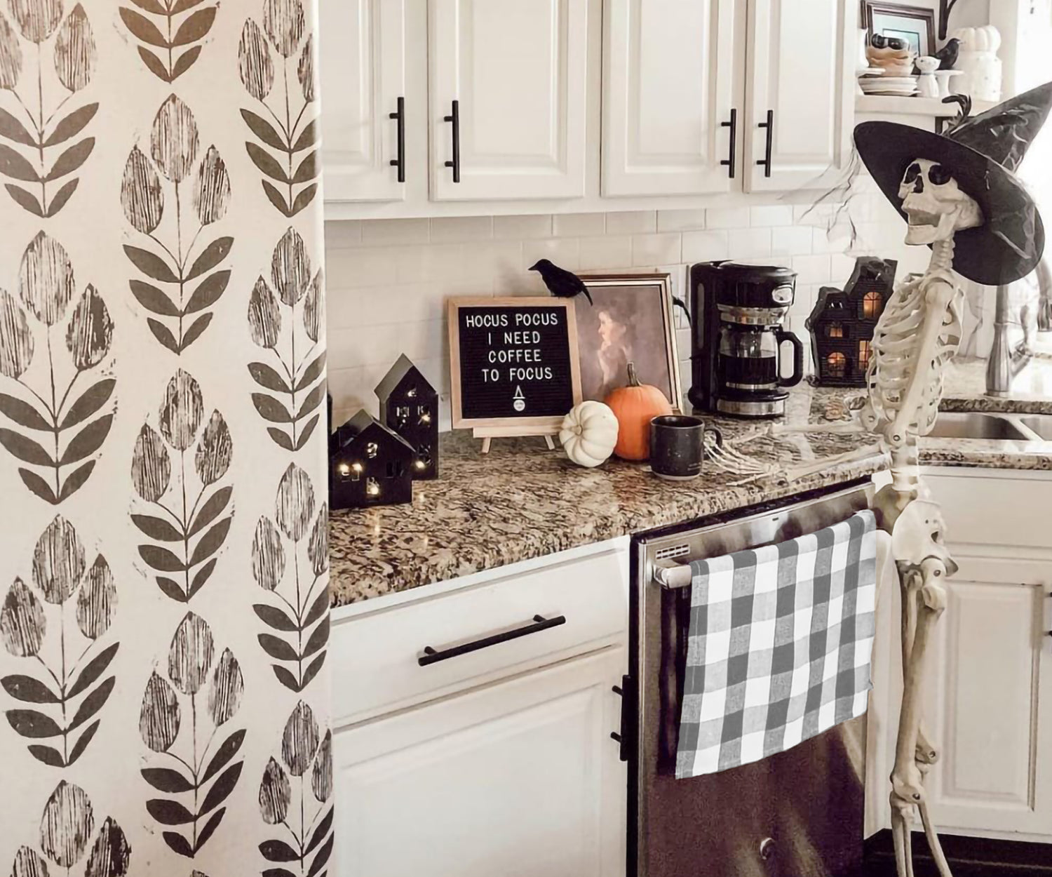 10 Ideas for Decorating the Kitchen with Cute Kitchen Towels