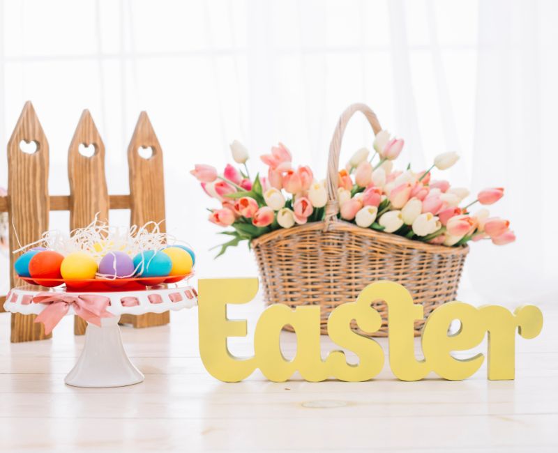 Easter table decor 