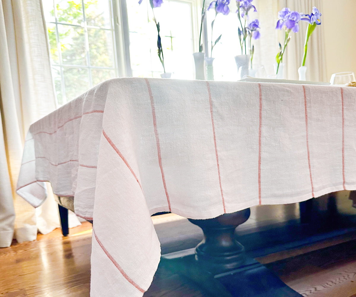How to Remove Holiday Stains from Your Linen Tablecloths