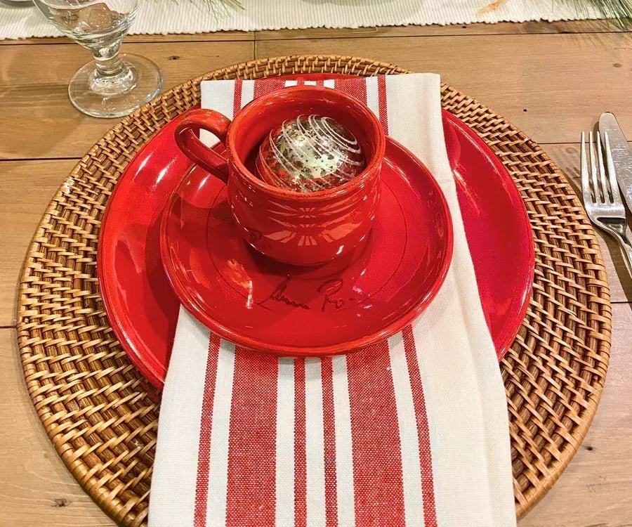 What Are Linen Napkins?