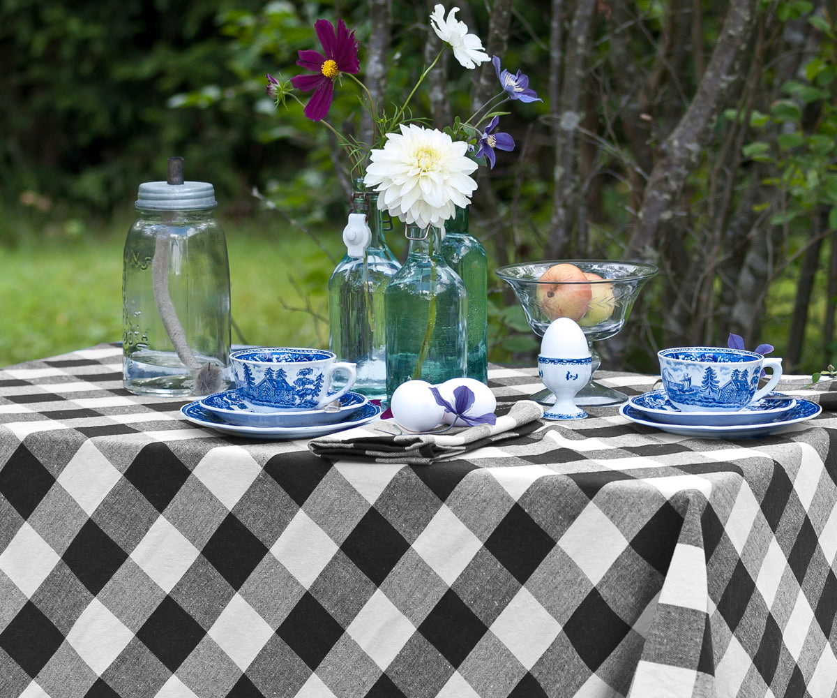 Decorating with Gingham – Ways to use this Classic Print in your Home
