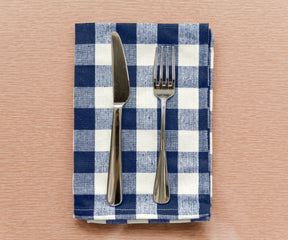 Plaid napkins, a stylish and trendy way to enhance your dining ambiance.