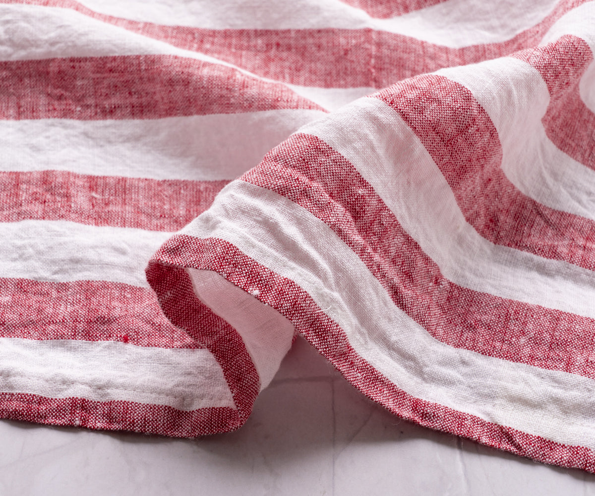Close-up of the texture on an Italian Stripe Napkin with red and white stripes