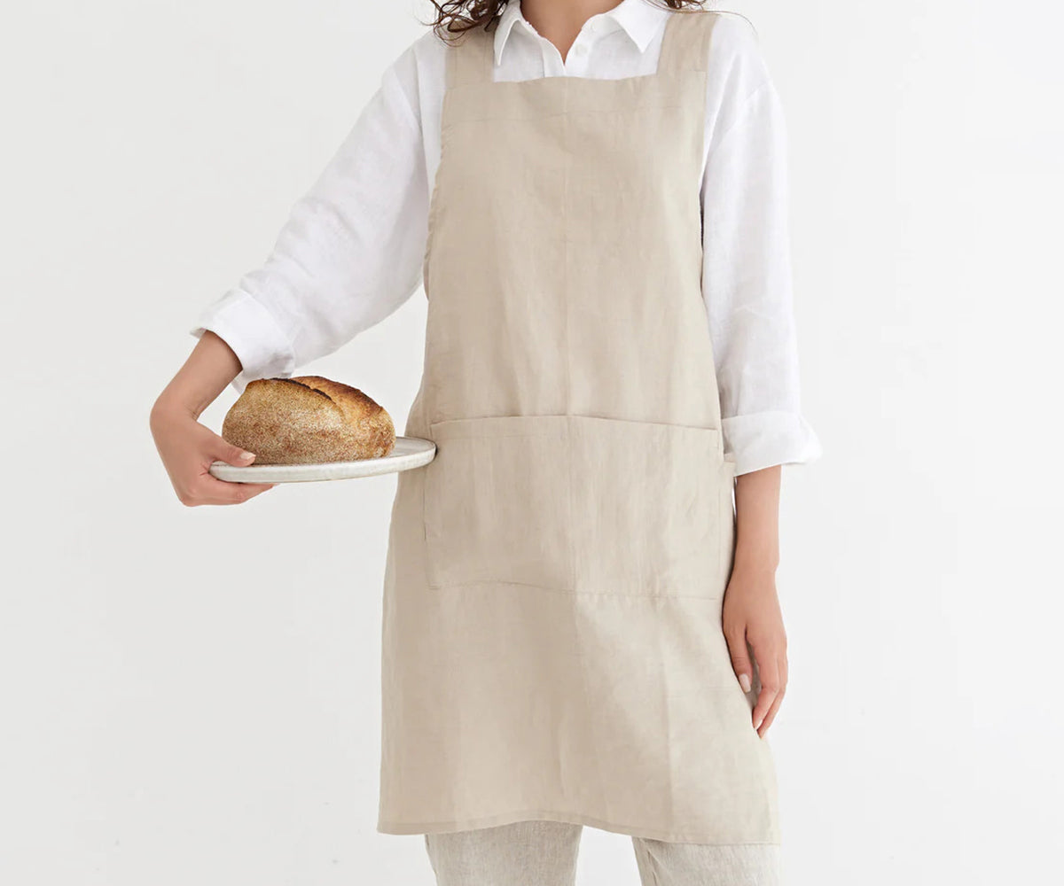 Linen cooking aprons are lightweight and have a soft texture for everyday wear
