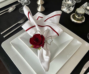 Linen napkins in bulk, showcasing their quality and versatility for different occasions.