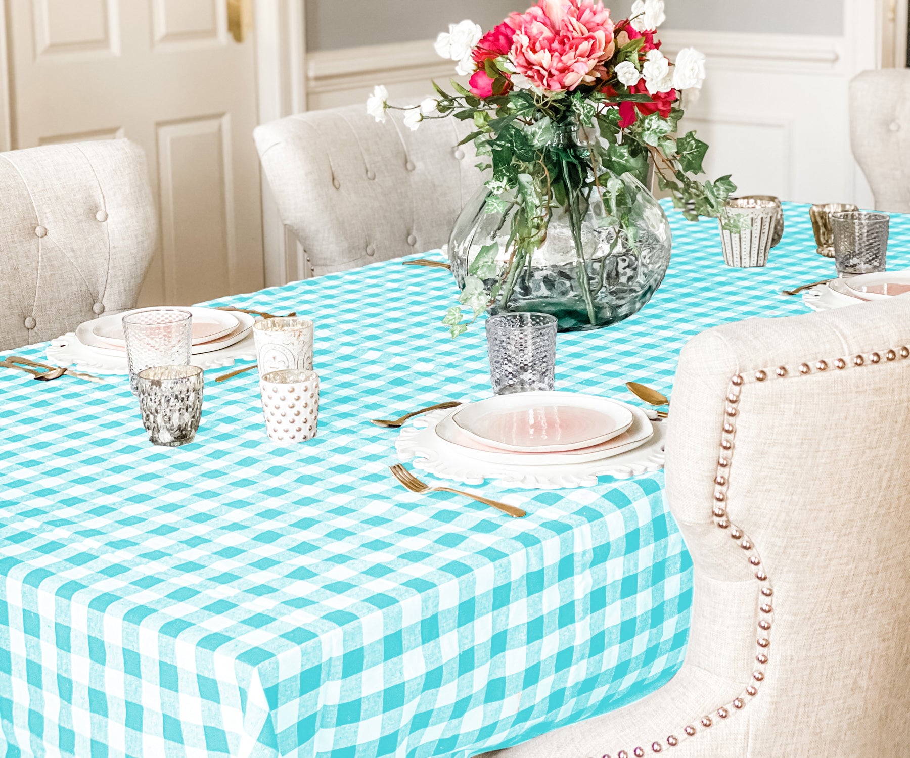 Elegant Blue Buffalo Checkered Tablecloth - Classic Charm for Your Table