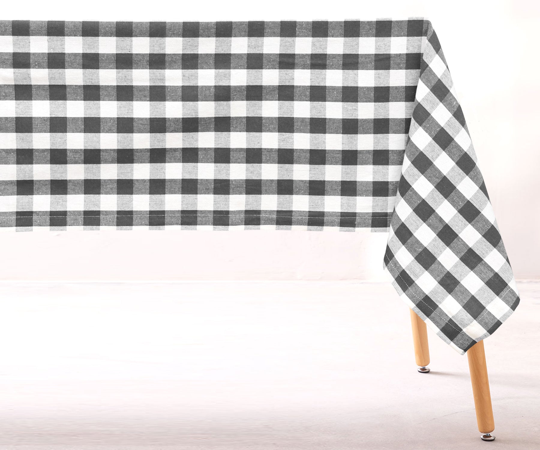 Stylish Gray Checkered Tablecloth - Contemporary Dining Appeal