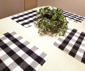 Elevate your dining experience with these plaid placemats for the perfect fall table setting.