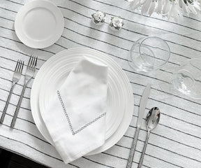 They complement the gray color napkin scheme or decor theme, making them a versatile choice for any occasion.