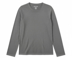 Casual gray long-sleeve t-shirt made of cotton. Plain and comfortable, laid flat for viewing.