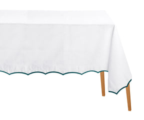 Green fabric tablecloth with scalloped edge and white border, perfect for garden parties, weddings, and formal dining.