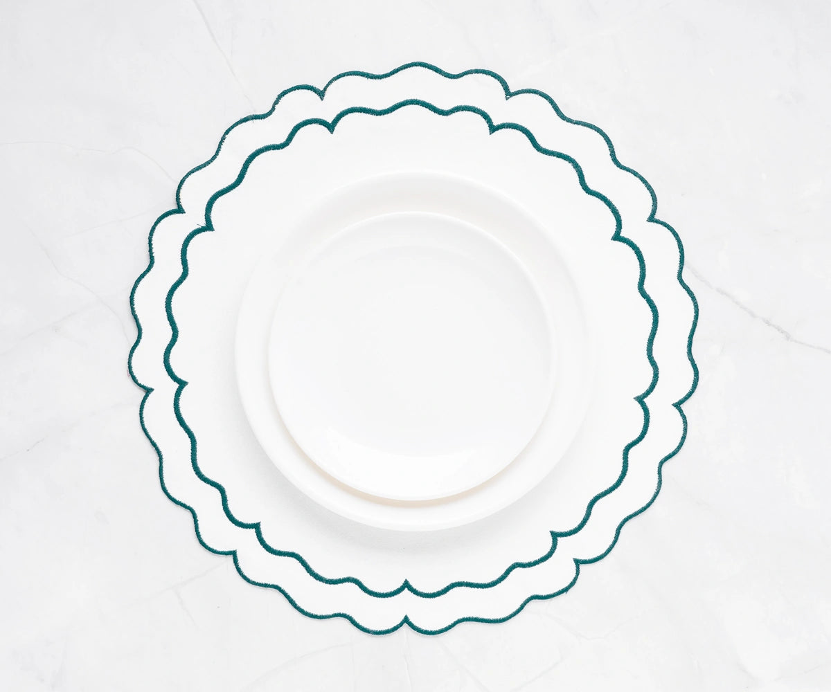 Soft cotton placemats in green and white for stylish table setup