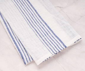 Absorbent linen hand towels for kitchen use