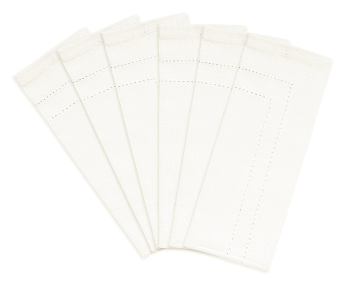 Beige and Ivory napkins cloth with a smooth texture, enhancing the dining experience.