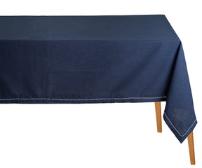 Elegant navy tablecloth for weddings and formal dining décor