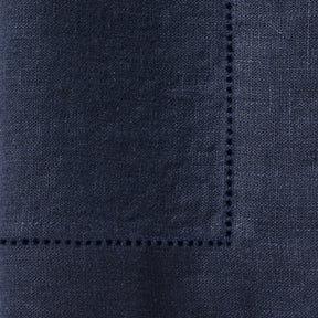 100% linen – perfect for weddings, dinners, and special gatherings.