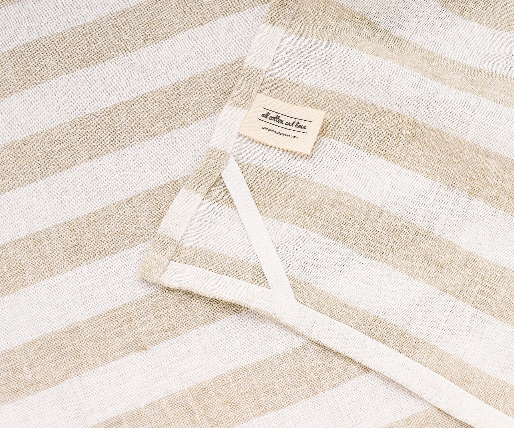 Durable linen kitchen towels, perfect for drying dishes