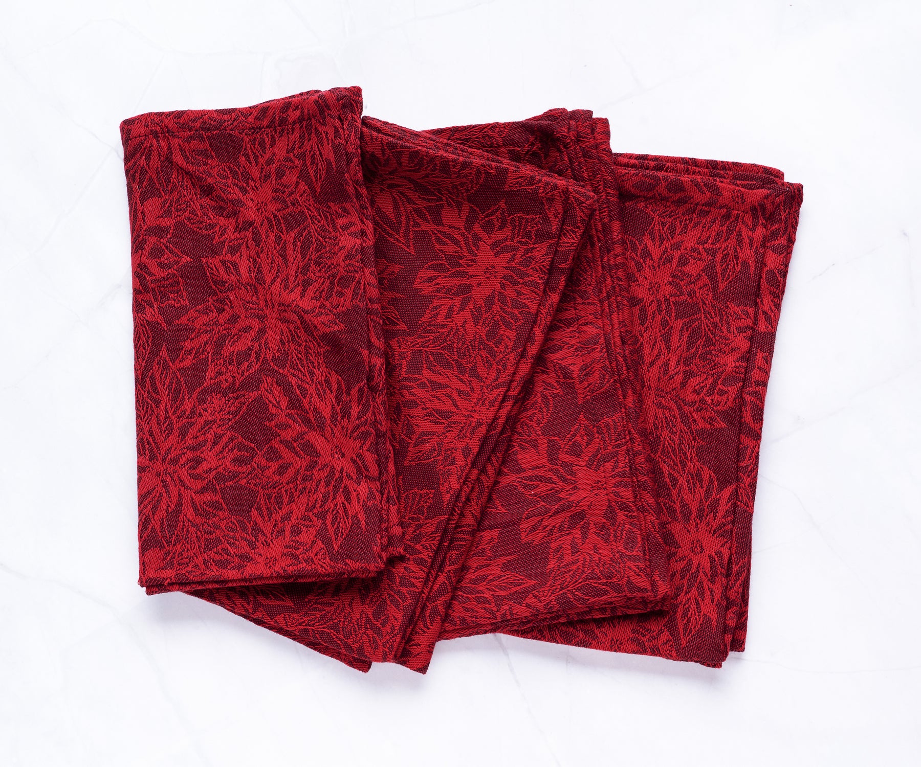 Red Cloth Napkins Material: Red jacquard napkins are typically made from high-quality fabric, often a blend of cotton. 