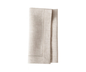 Elegant natural cloth napkin – reusable, eco-friendly linen napkin for rustic dining and special occasions.