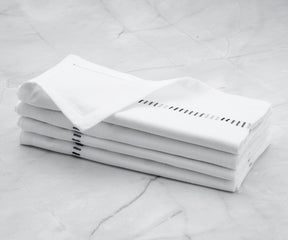 Versatile cotton napkins suitable for everyday meals.