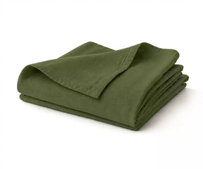 Olive green linen flat sheet made from 100% breathable linen, lightweight natural bedding sheet for layering, comfortable sleep, and relaxed bedroom décor.