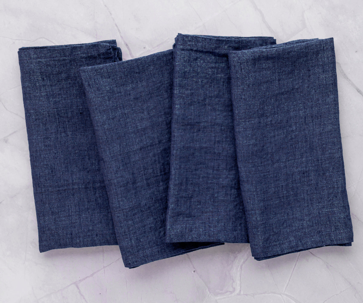 Cloth napkins set of 4, a convenient choice for smaller gatherings, ensuring a coordinated table look.