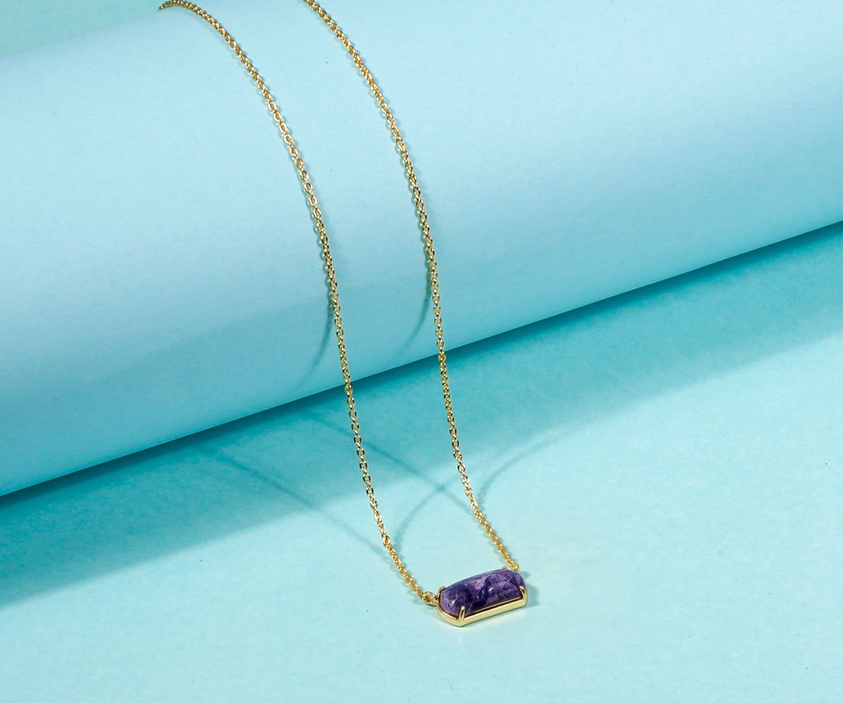 necklace with pendant