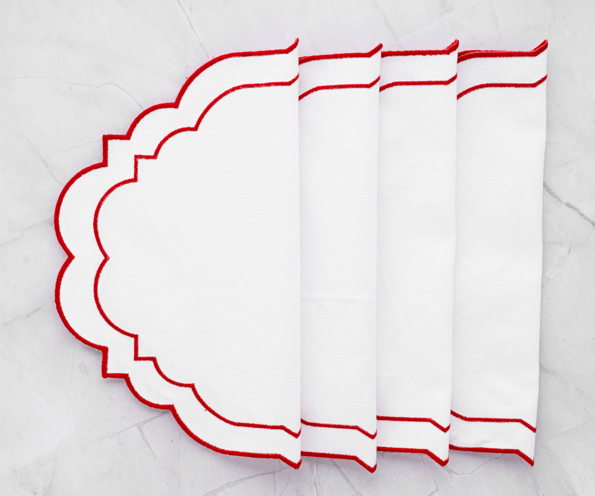 Set of 4 round oval placemats, perfect for your dining table.