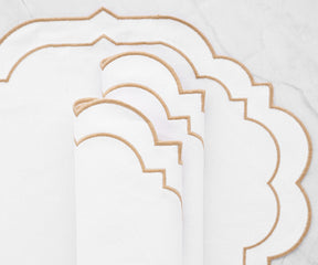 Set of 4 table mats to coordinate your dining setup.