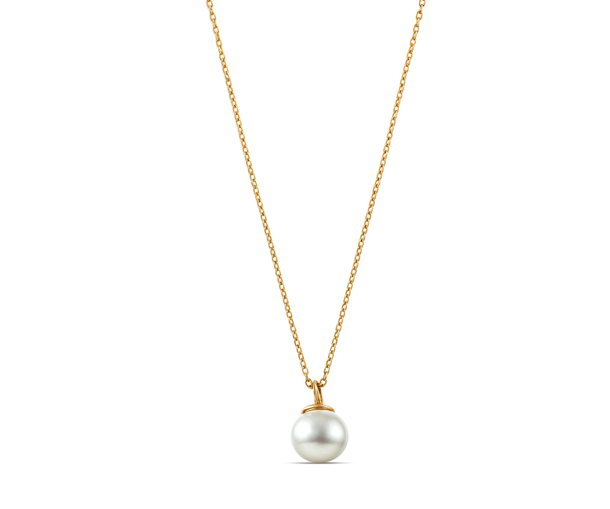 Moonlit pearl pendant necklace with freshwater pearl on delicate gold chain minimalist jewelry gift for women