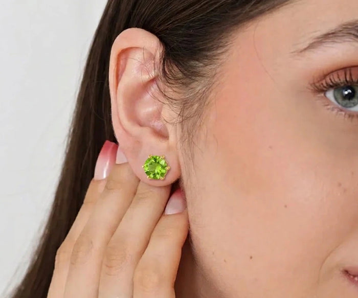 Peridot Round Bezel Stud Earrings in 14K Gold Plating featuring a 5mm genuine green gemstone.
Elegant August Birthstone Earrings for Women, perfect for everyday wear and thoughtful gifts.