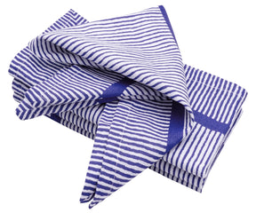 blue striped napkins strike the perfect balance between casual and elegant