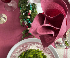 Bulk fabric napkin, offering both practicality and style for efficiently managing larger gatherings.