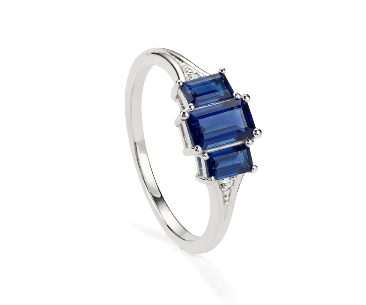 Beautiful sapphire ring with white zircon stones for daily wear