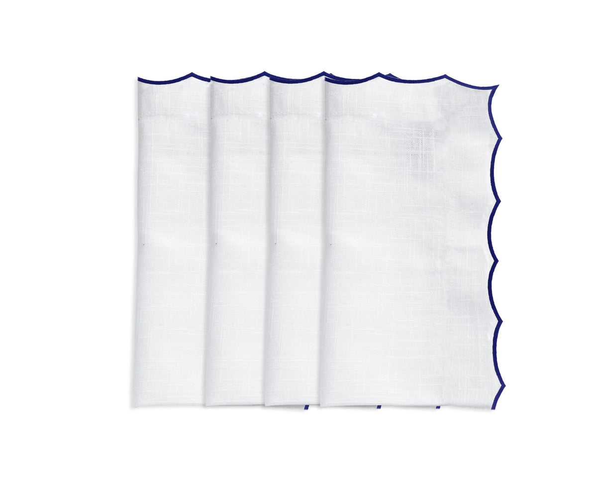 Soft 100% cotton napkins with refined stitching, perfect for celebrations and gatherings.