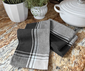 Soft and luxurious blue towels, perfect for adding a pop of color to your bathroom.Soft and luxurious blue towels, perfect for adding a pop of color to your bathroom.