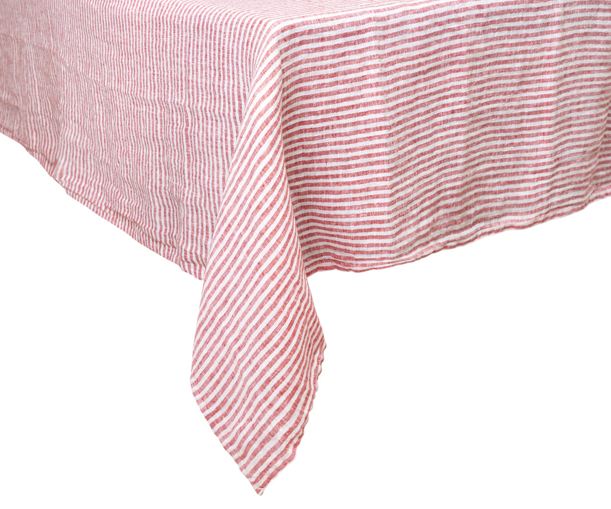 Rectangle linen tablecloth in a versatile red color